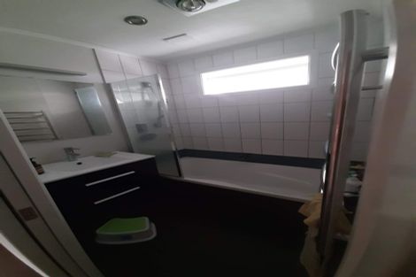 Photo of property in 26 Boundary Road, Opaheke, Papakura, 2113