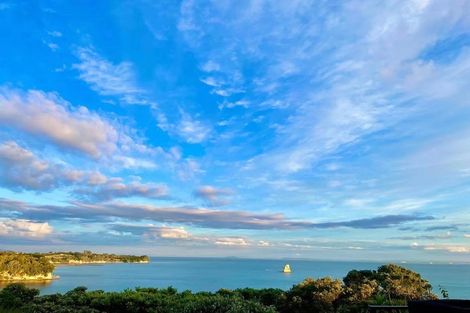 Photo of property in 1001 Whangaparaoa Road, Tindalls Beach, Whangaparaoa, 0930