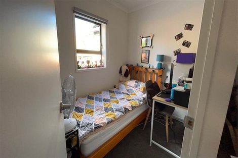 Photo of property in 54 Redoubt Road, Clover Park, Auckland, 2105