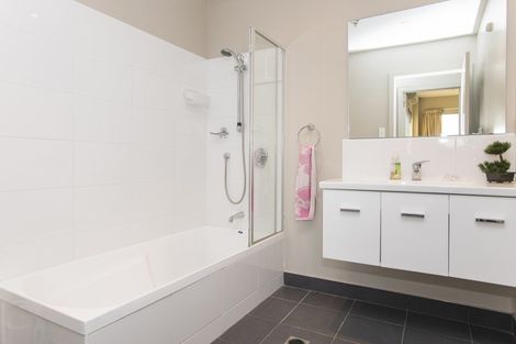 Photo of property in Bay View, 14/90 Customhouse Street, Gisborne, 4010