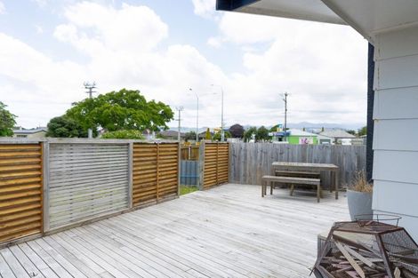 Photo of property in 127 Queen Street West, Levin, 5510