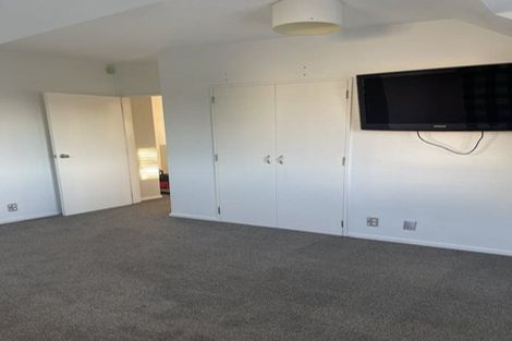 Photo of property in 1/218 Springfield Road, St Albans, Christchurch, 8014