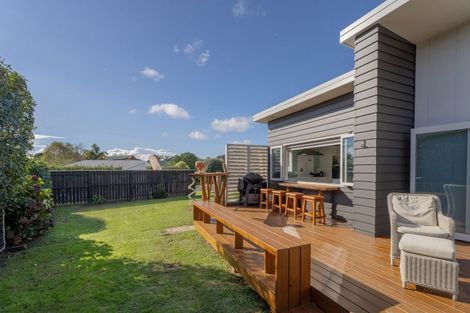 Photo of property in 56 Hahei Beach Road, Hahei, Whitianga, 3591