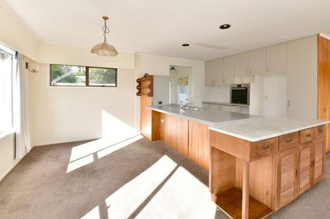 Photo of property in 63 Tindalls Bay Road, Tindalls Beach, Whangaparaoa, 0930