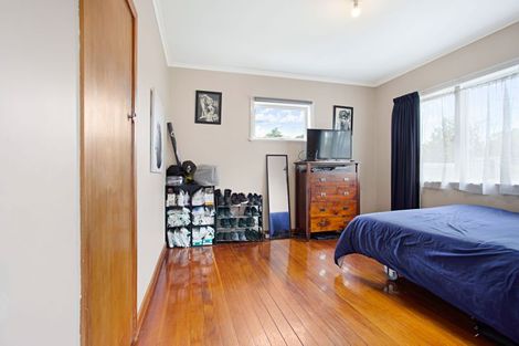 Photo of property in 55 Beaubank Road, Kelston, Auckland, 0602