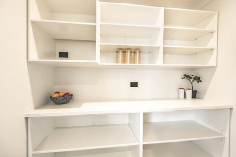 Photo of property in 15 Whitburn Avenue, Halswell, Christchurch, 8025