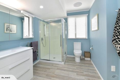 Photo of property in 1/14 Arkles Strand, Arkles Bay, Whangaparaoa, 0932