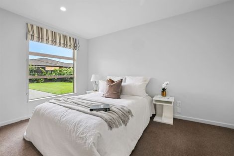 Photo of property in 12 Cyclamen Place, Aidanfield, Christchurch, 8025