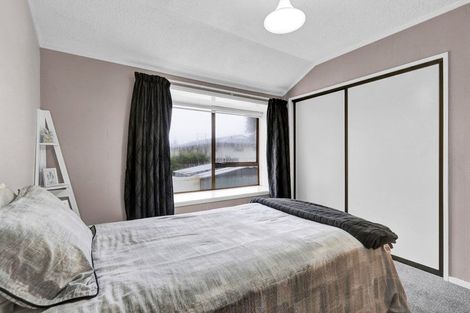 Photo of property in 5 Antonia Place, Bell Block, New Plymouth, 4312