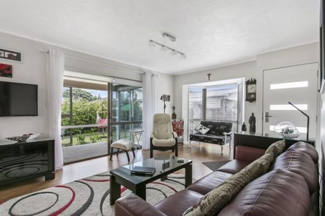 Photo of property in 42b Edward Avenue, Orewa, 0931