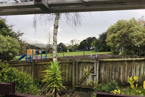 Photo of property in 4 Felicity Place, Unsworth Heights, Auckland, 0632