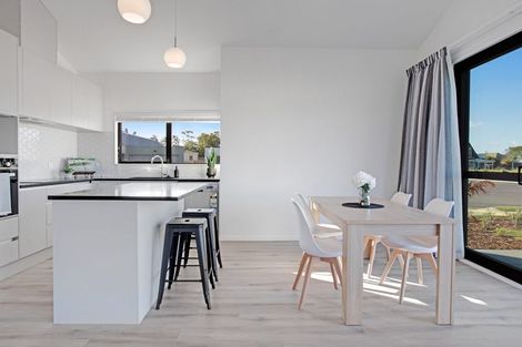 Photo of property in 1 Lamont Place, Waikanae, 5036