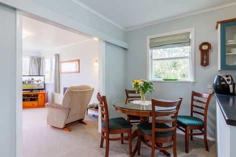 Photo of property in 27 Mangahao Road, Pahiatua, 4910