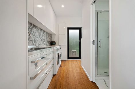 Photo of property in 94a Dyers Pass Road, Cashmere, Christchurch, 8022