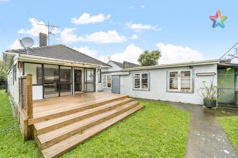 Photo of property in 33 Compton Crescent, Taita, Lower Hutt, 5011