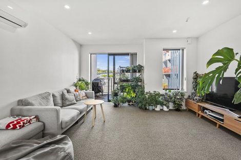 Photo of property in 45 Weir Lane, Silverdale, 0932