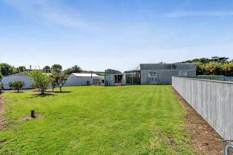 Photo of property in 6 Kawei Road, Ohawe, Hawera, 4671