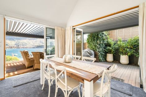 Photo of property in 32 Lismore Street, Wanaka, 9305