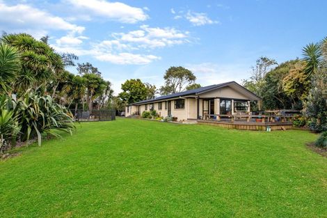 Photo of property in 6 Cherry Place, Waiuku, 2123