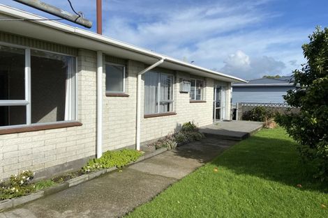 Photo of property in 16 Huatoki Street, Vogeltown, New Plymouth, 4310
