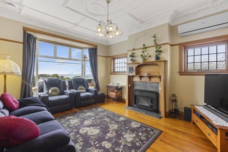 Photo of property in 22 Peace Avenue, Moturoa, New Plymouth, 4310