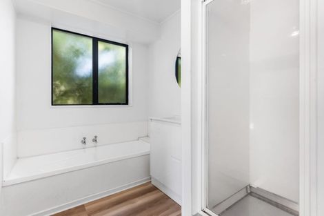 Photo of property in 183b Walter Strevens Drive, Conifer Grove, Takanini, 2112