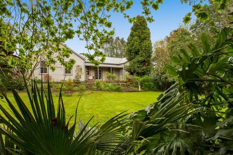 Photo of property in 7 Richmond Road, Brixton, New Plymouth, 4373