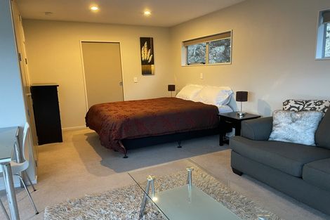 Photo of property in 15 Pinelands Avenue, Seatoun, Wellington, 6022