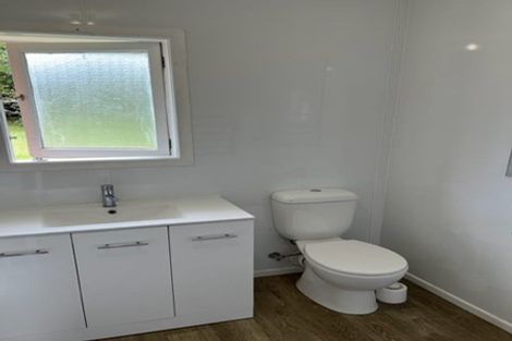 Photo of property in 4 Amberley Avenue, Te Atatu South, Auckland, 0610