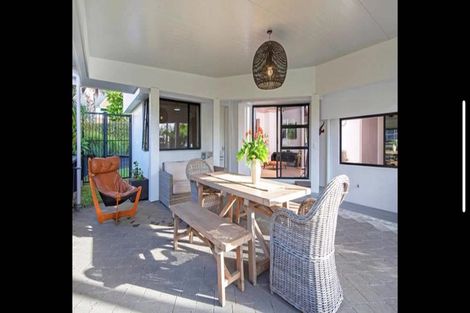 Photo of property in 48 Loloma Drive, Half Moon Bay, Auckland, 2012