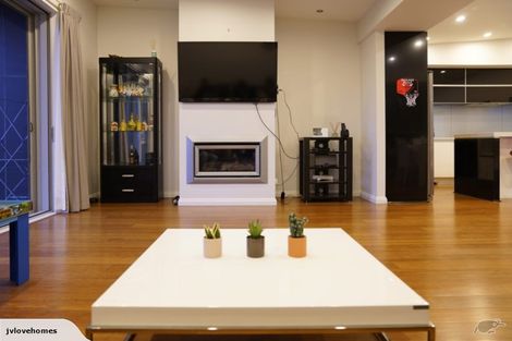 Photo of property in 10 Bayside Drive, Browns Bay, Auckland, 0630