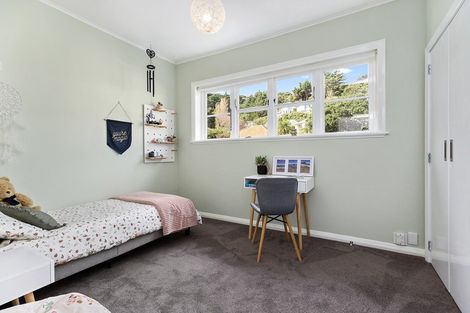 Photo of property in 69 Strathmore Avenue, Strathmore Park, Wellington, 6022