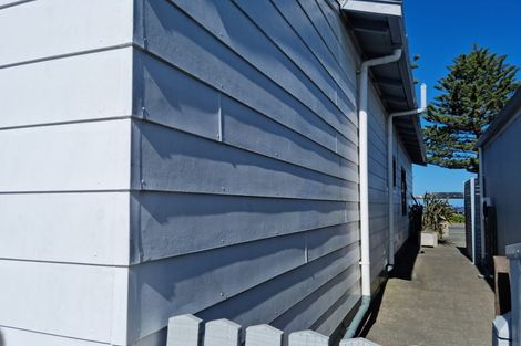 Photo of property in 399 Marine Parade, Napier South, Napier, 4110