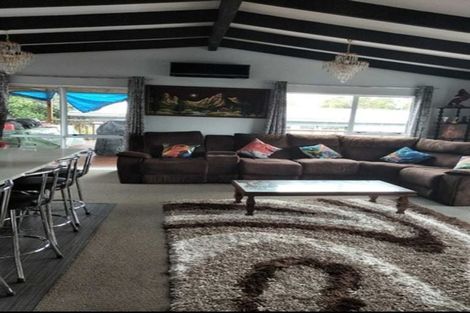 Photo of property in 57c Kamara Road, Glen Eden, Auckland, 0602