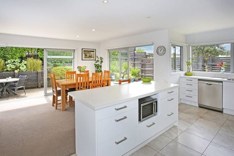 Photo of property in 8 Stockyard Crescent, Pukekohe, 2120