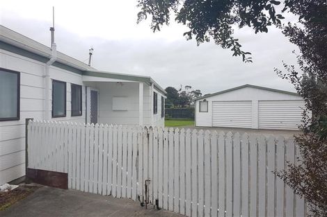 Photo of property in 20 Cargill Grove, Kelvin Grove, Palmerston North, 4414