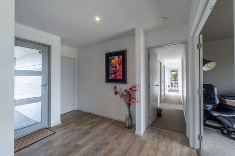 Photo of property in 30 Kakariki Way, Otatara, Invercargill, 9879