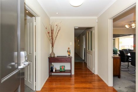 Photo of property in 46 Alberta Road, Glen Avon, New Plymouth, 4312