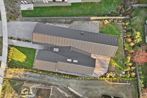 Photo of property in 39 Farrant Drive, Wanaka, 9305