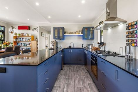 Photo of property in 62 Parerohi Grove, Kuratau, Turangi, 3381