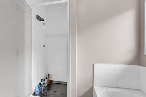 Photo of property in 11 Shaldon Crescent, Blagdon, New Plymouth, 4310