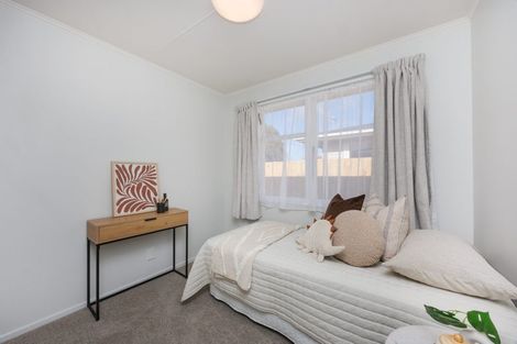 Photo of property in 34 Rhodes Drive, Kelvin Grove, Palmerston North, 4414
