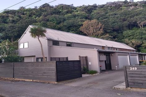 Photo of property in 2/249 Muritai Road, Eastbourne, Lower Hutt, 5013