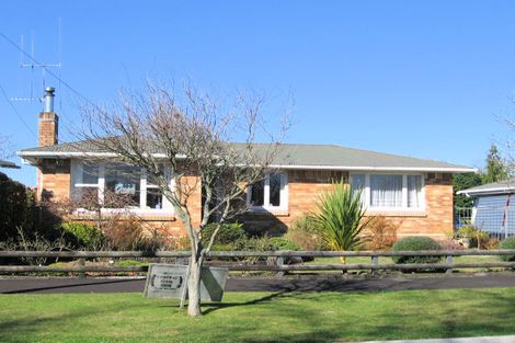 Photo of property in 27 Cotton Street, St Andrews, Hamilton, 3200