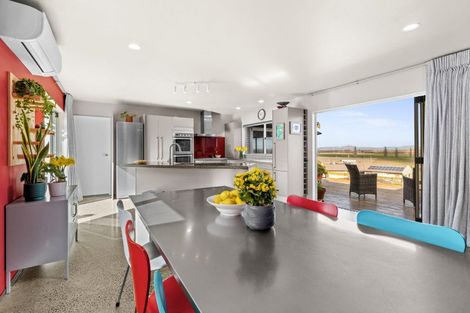 Photo of property in The Woolshed, 15d Omarunui Road, Waiohiki, Napier, 4183