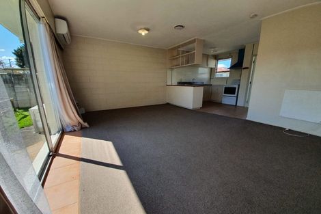 Photo of property in 2/29 Edmund Hillary Avenue, Papakura, 2110