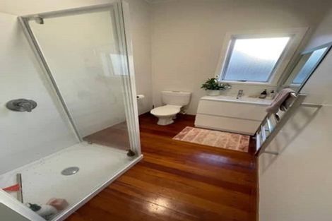 Photo of property in 10 The Quadrant, Miramar, Wellington, 6022