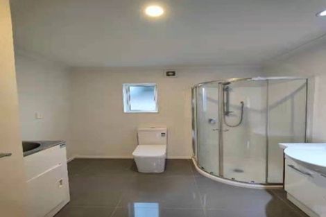 Photo of property in 4 Marvon Downs Avenue, Pakuranga Heights, Auckland, 2010