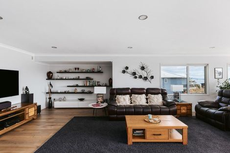 Photo of property in 11 Ruamoana Place, Omokoroa, 3114