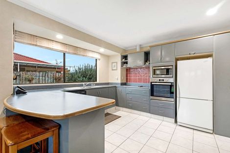 Photo of property in 37 Pacific Cove Drive, Papamoa Beach, Papamoa, 3118